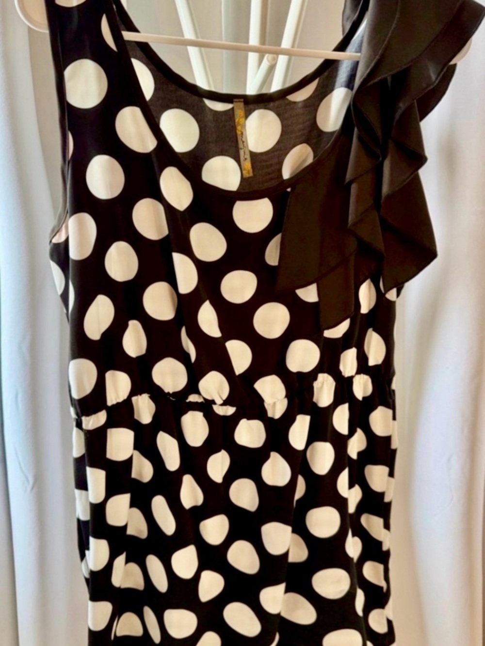 Black & White Polka Dot One-Shoulder Ruffle Dress